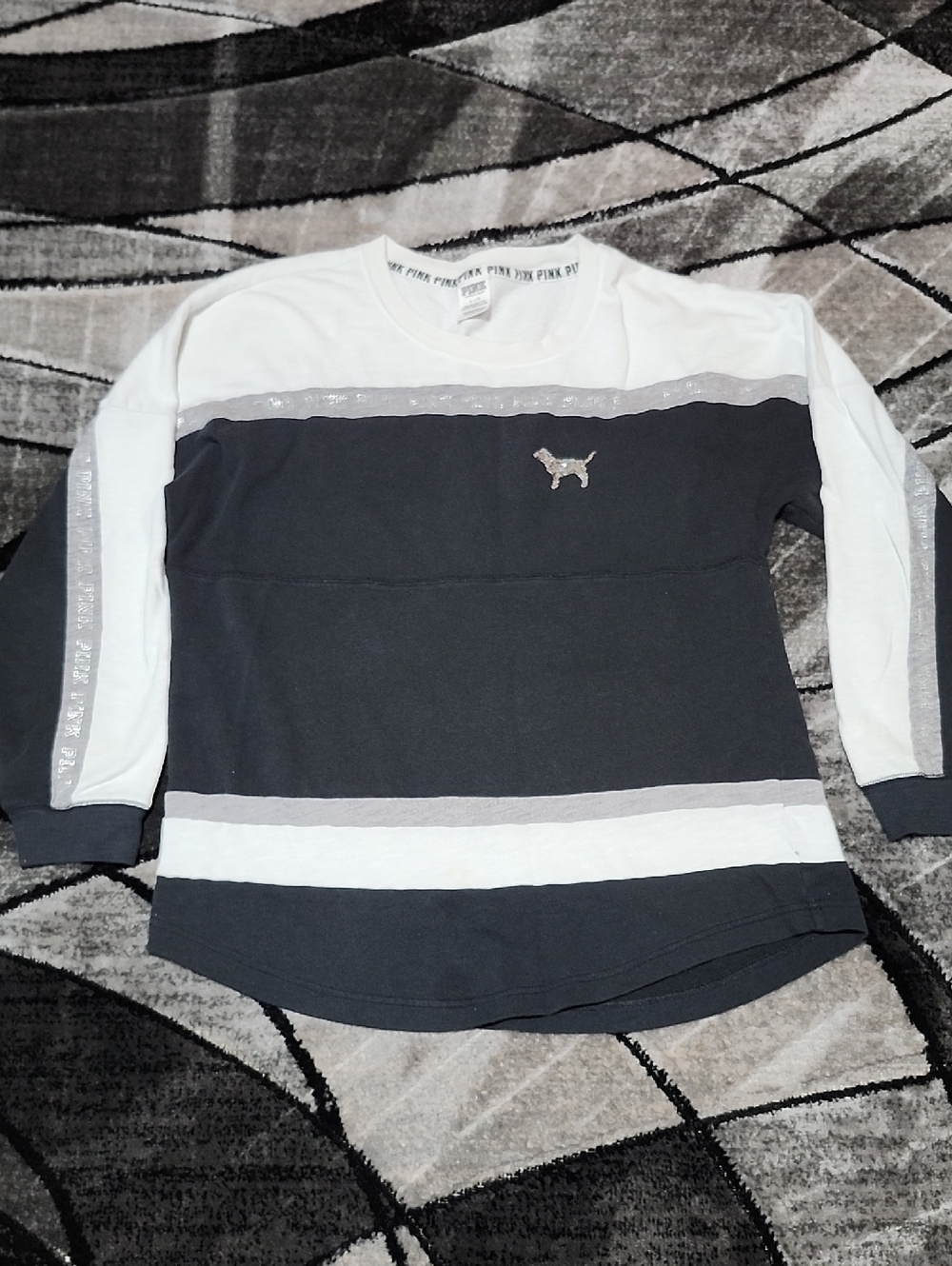 VS PINK 2015 CAMPUS COLOR-BLOCK SEQUINS DOG SILVER-SHINE CREW-NECK SWEATSHIRT